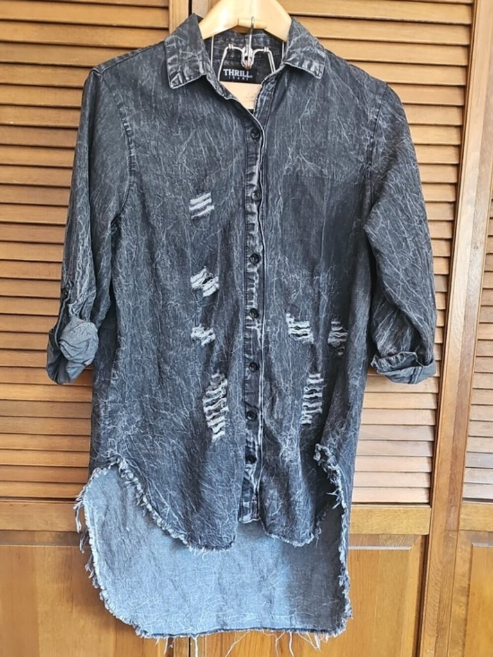 Thill Jeans Thou Shall Not Try Me Sarcastic Graphic Acid Wash Button-Up Top - Picture 15 of 15